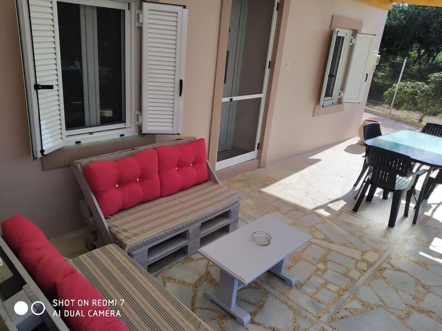 Sun And Sea 1 Apartment Elika Luaran gambar