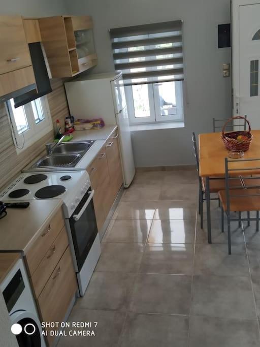 Sun And Sea 1 Apartment Elika Luaran gambar